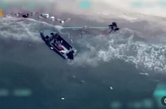Українські моряки знищили катер російського флоту – показано видовищне відео