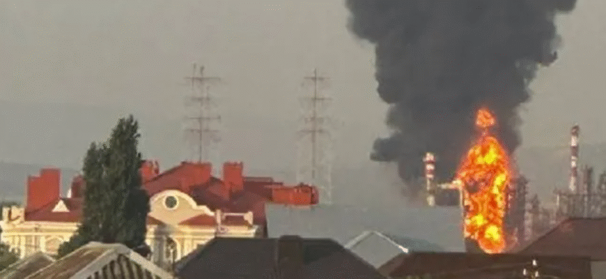 Йде масштабна атака по Чорноморському флоту: дрони летять без зупинки, все у вогні – окупанти вже виють. Відео