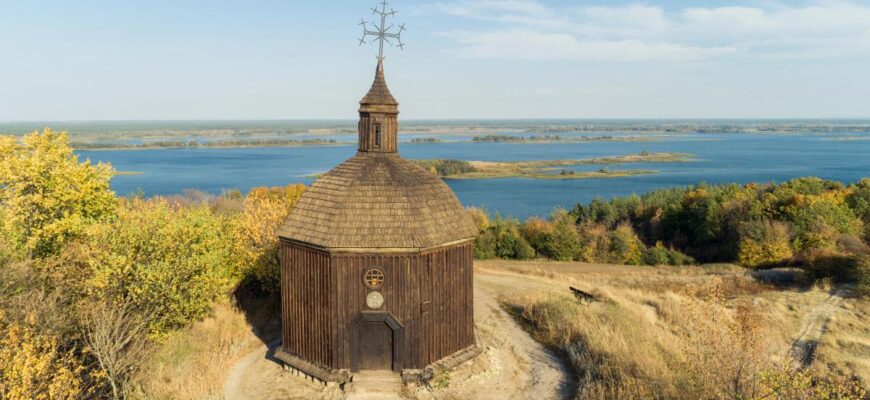 19 жовтня: церковне свято сьогодні, як цього дня захистити дім від зла та хвороб