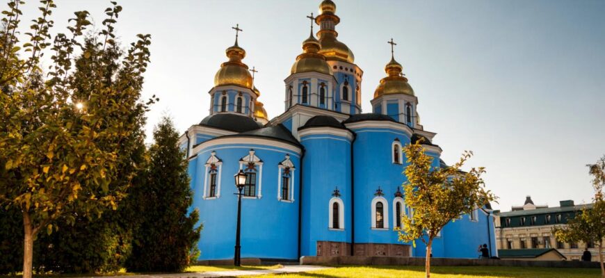 16 жовтня: церковне свято сьогодні, чому цього дня не можна сидіти вдома