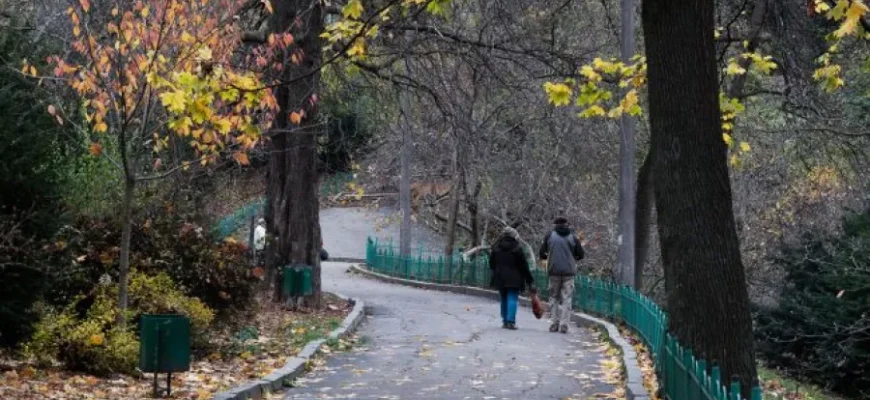Активний циклон накриє майже всю Україну: як зміниться погода