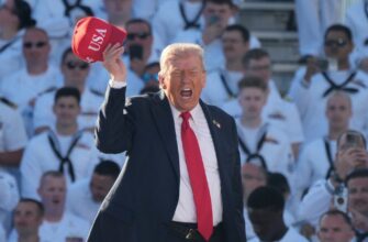 Дивна поведінка Трампа викликає стурбованість його психічним станом — The Guardian