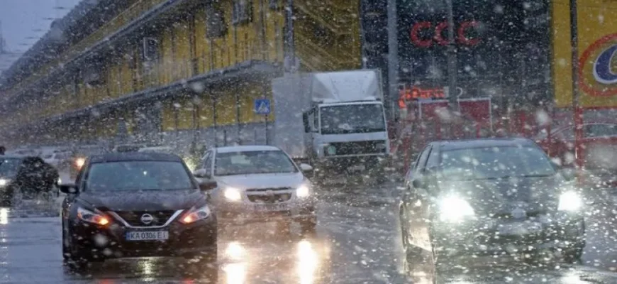Дощ, вітер і сніг: синоптики дали прогноз до 21 жовтня