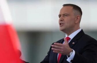 Гадають, що не зрозумів із першого разу?: У Польщі повторили, що Зеленський має сам приїхати, якщо хоче зустрітися з Навроцьким