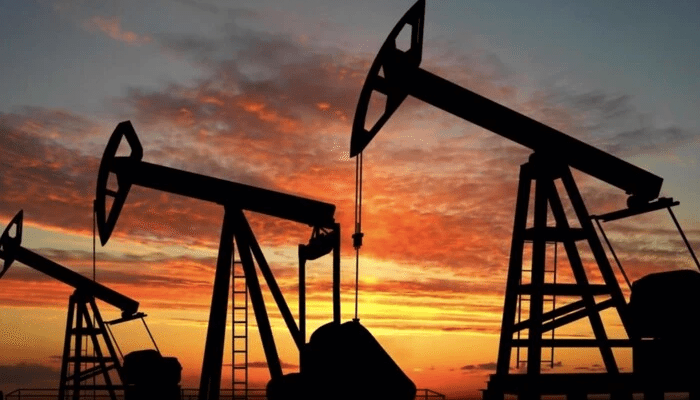 Китай зупинив закупівлі російської нафти через побоювання санкцій США