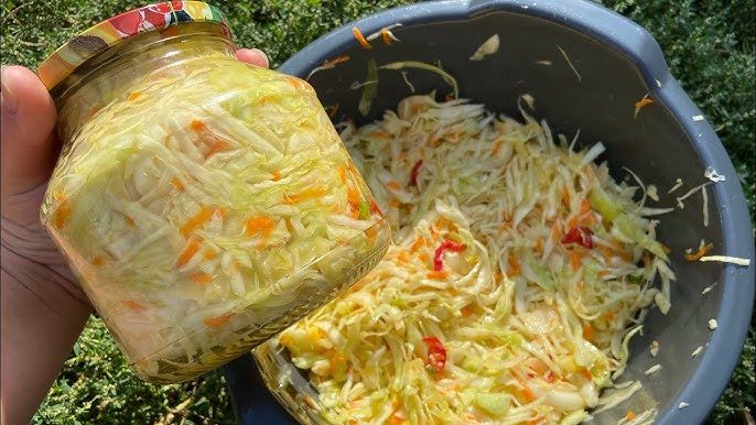 Як приготувати квашену капусту в банці