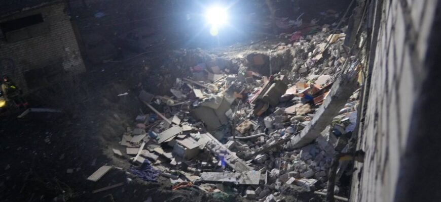 Нічна масована атака по Україні, під ударом енергетика та будинки