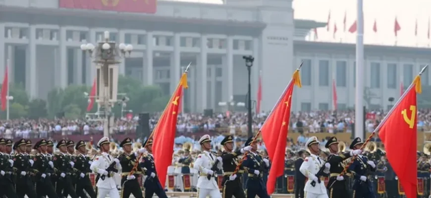 Пекін відсвяткував 80-річчя перемоги над Японією військовим парадом: як Китай переписав історію Другої світової