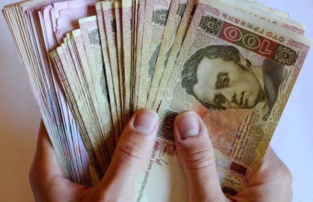 Про таку суму більшість може тільки мріяти! Скільки грошей потрібно українцям для комфортного життя на пенсії