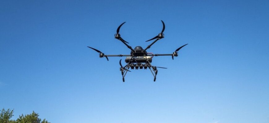 Рій дронів зафіксовано над стратегічним об’єктом у Бельгії