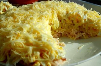 Салат «Яна» з простих продуктів: смакує краще за «Шубу» та «Олів’є» (РЕЦЕПТ)