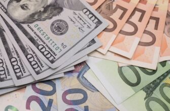 Курс валют на 13 жовтня: скільки коштуватимуть долар, євро і злотий