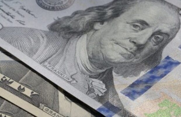 Долар та євро шалено подорожчає вже з 20 жовтня: новий курс валют