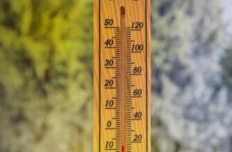 Погода в Україні різко зміниться: у листопаді атакує мороз, сніг і новий сюрприз