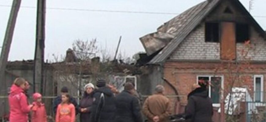 Вже два місяці як чоловіка немає, в село до батьків поїхав і не повернувся. Діти питають, де тато, а я не знаю, що їм сказати”