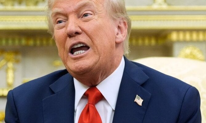 Трамп підтвердив, що говорив з Путіним про удари по Україні