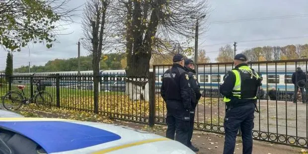 Серед загиблих є прикордонниця: У поліції розповіли нові деталі щодо вuбуху на Житомирщині