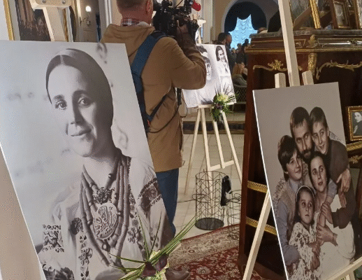 “Таке враження було”: Син Ніни Матвієнко розповів, як дізнався про смертельну хворобу мами та чому співачка приховувала свій стан