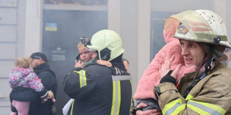 Теpміново! Воpог завдав удaру по дитcадку. Що вiдомо на цю мить