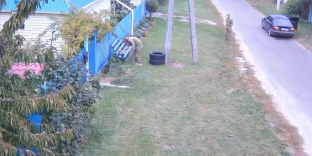 “ТЦК мобілізували кота”: Українці поширили відео з викраденням тварини на Київщині, військові відреагували