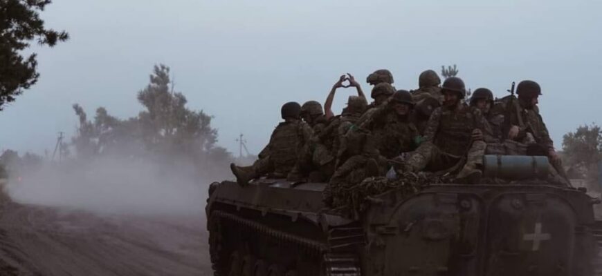 Україна планує війну ще на три роки: у людей аж ноги підкосилися від заяви міністра