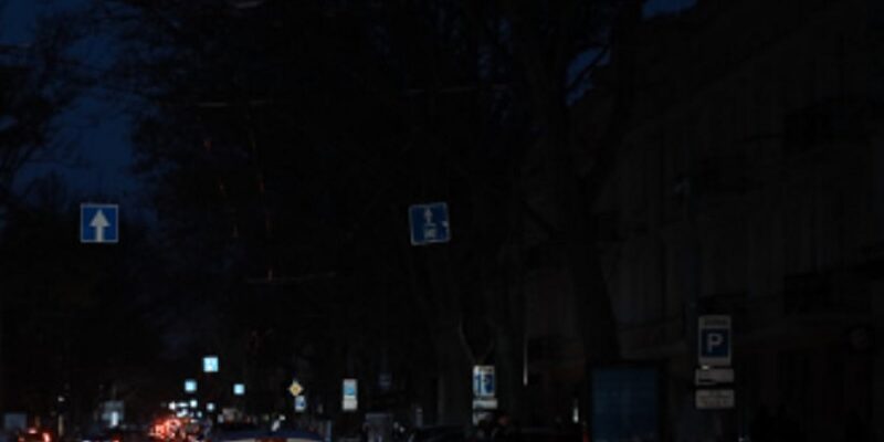 Увaга! Чаcтина вeликого облаcного центру опинилася бeз cвітла піcля нічної атаки рф