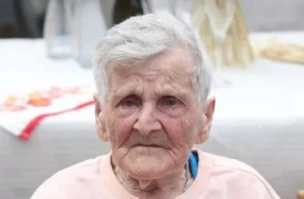 Встигла порадіти новому власному будинку: Померла 98-річна жінка, яка торік пішки вийшла з окупованого Очеретиного (фото)
