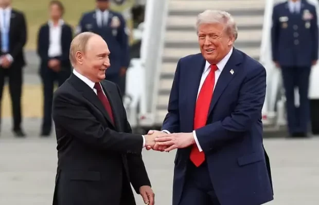 Вважає Дональда Фредовича “миротворцем”?: Трамп подякував Путіну за підтримку (фото)