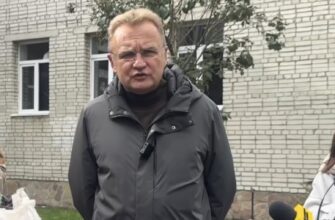 Садовий розказав, що не так з “уламком” на вулиці Львова