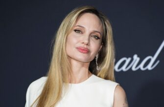 Анджеліна Джолі поділилася зворушливим постом про візит до України