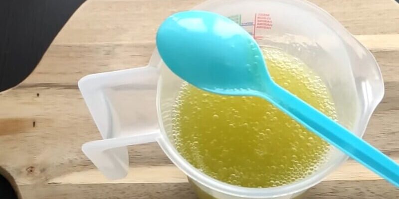 Налийте це вночі в унітаз – і вранці він буде сяяти чистотою й пахнути свіжістю. Рецепт без хімії