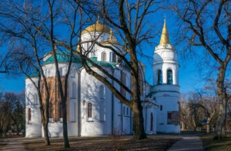 ✨ 11 листопада — велике церковне свято: дізнайся, від чого потрібно позбутися сьогодні, щоб очистити дім і привабити добробут