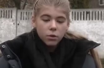 Вона стояла біля труни й шепотіла… Те, що сказала донька найстаршої матері України, шокувало навіть священиків