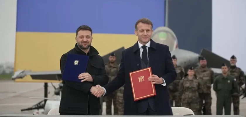 Сльози щастя… Щойно Зеленський в Франції озвучив новину, на яку чекала вся країна! Українці не стримують емоцій. – Ми з України