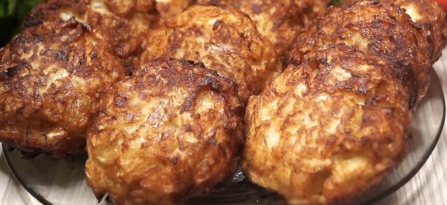 Ось що роблю, аби котлети не розвалювалися на сковороді: 4 поради для економії часу, ідеальної форми й смаку