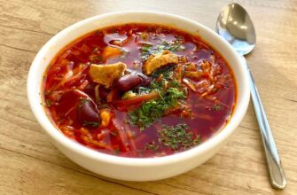 В борщ не кладу ні томатну пасту, ні часник: 2 інгредієнти – і смак кращий аж настільки, що до сліз