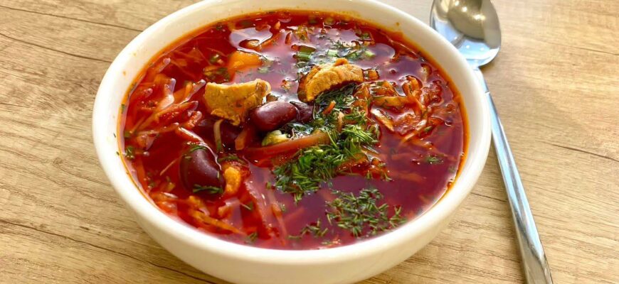 В борщ не кладу ні томатну пасту, ні часник: 2 інгредієнти – і смак кращий аж настільки, що до сліз