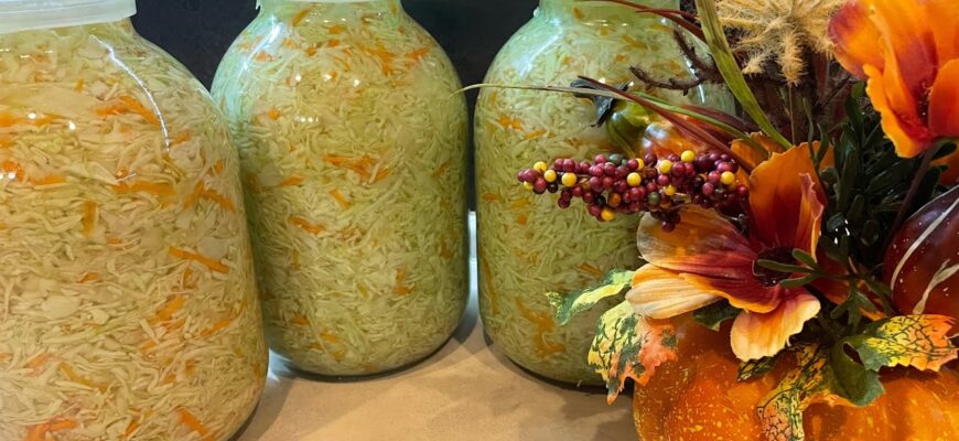 Старовинні пропорції для квашеної капусти, які лежать в основі основ: точний рецепт для “чистого” смаку