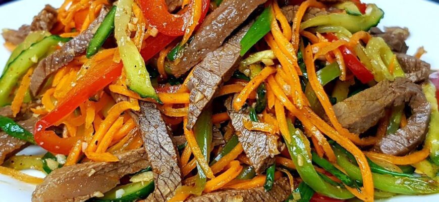 Цей салат “Новорічна пані” готую за 10 хв і без майонезу: вперше спробували на Новий рік 2018 – і їмо досі