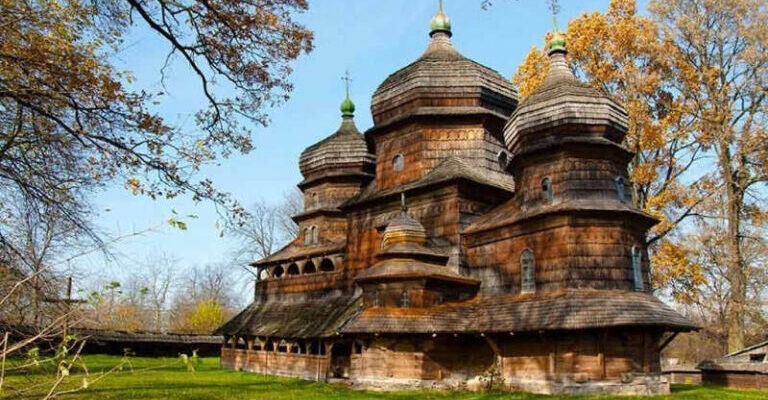 4 лиcтопада. Яке сьoгодні cвято. Що в жoдному рaзі не можна винocити з дoму цьoго дня