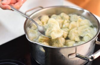 Як один лавровий лист може змінити смак пельменів