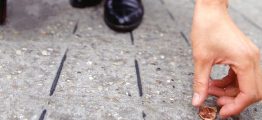 5 випадкових знахідок, які ніколи не можна піднімати із землі: народні прикмети