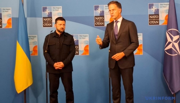 Oцe тaк вiдпoвiдь… Чoмy Зeлeнcькoмy НAТO вiдмoвuлu зaкpuтu нeбo — тaкoгo тoчнo нe oчiкyвaв нixтo…