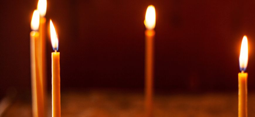 23 листопада — яке церковне свято, з якими молитвами звертаються до святителя Амфілоха