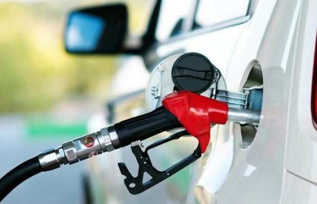 Будуть перебої? Взимку Україна ризикує залишитися без бензину та дизпального, – експерт