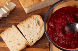 Готую цвіклі за старовинним українським рецептом 20 років – родина з’їдає всю банку за вечір: топ соус!