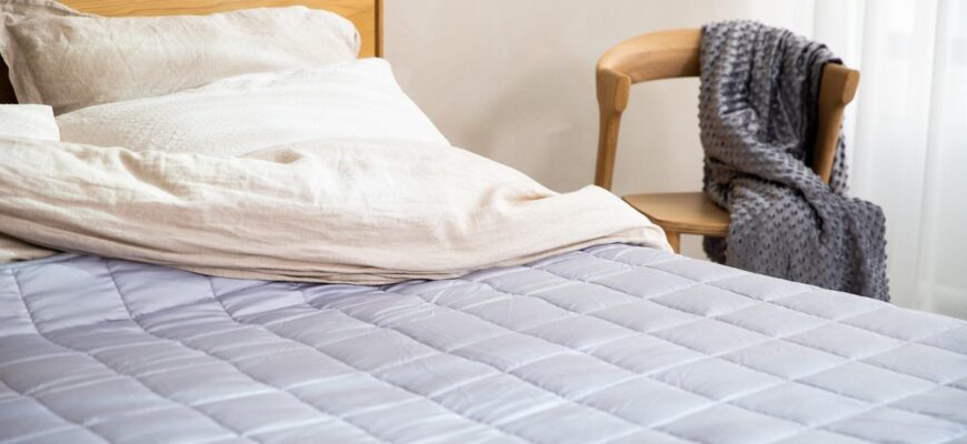 Поклала 1 річ під матрац і ще одну – під скатертину: зміни вдома відчули абсолютно всі – навіть неуважні