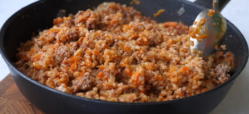 Коли до зарплати залишився тиждень, готую цю вечерю з 5 продуктів, які коштують копійки – ситість до ранку