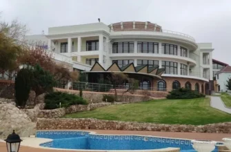 Хоче отримати мільярд: Батько російської співачки Алсу продає віллу в окупованому Криму (фото)