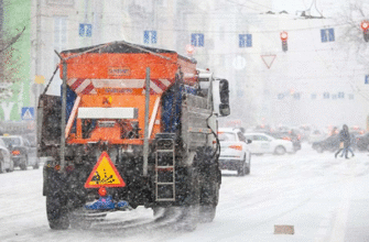 Холодина від мінус 3: синоптик Діденко попередила, чи завалить снігом